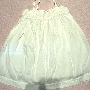 Burberry white children’s dress size 4T